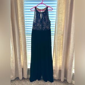 London Times Black & Nude Lace Romper sz: Large